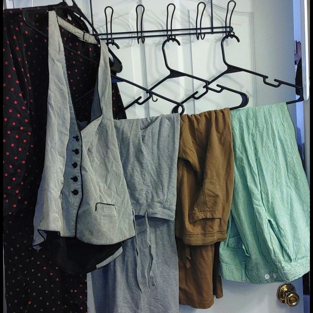 2 sweats, 1 vest, 1 night gown, 1 pair of slacks